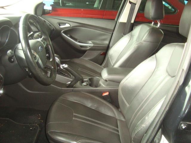 FORD Focus Sedan - Foto