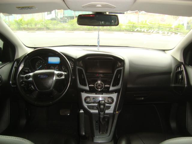 FORD Focus Sedan - Foto