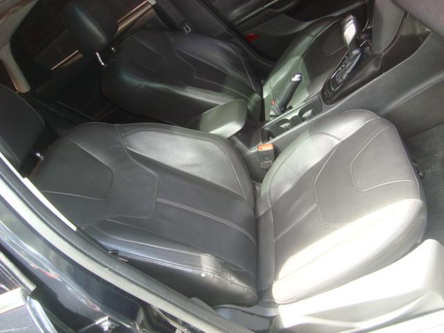 FORD Focus Sedan - Foto