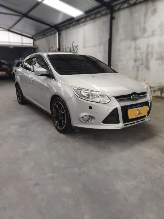 FORD Focus Sedan