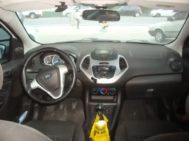 FORD Ka Hatch - Foto