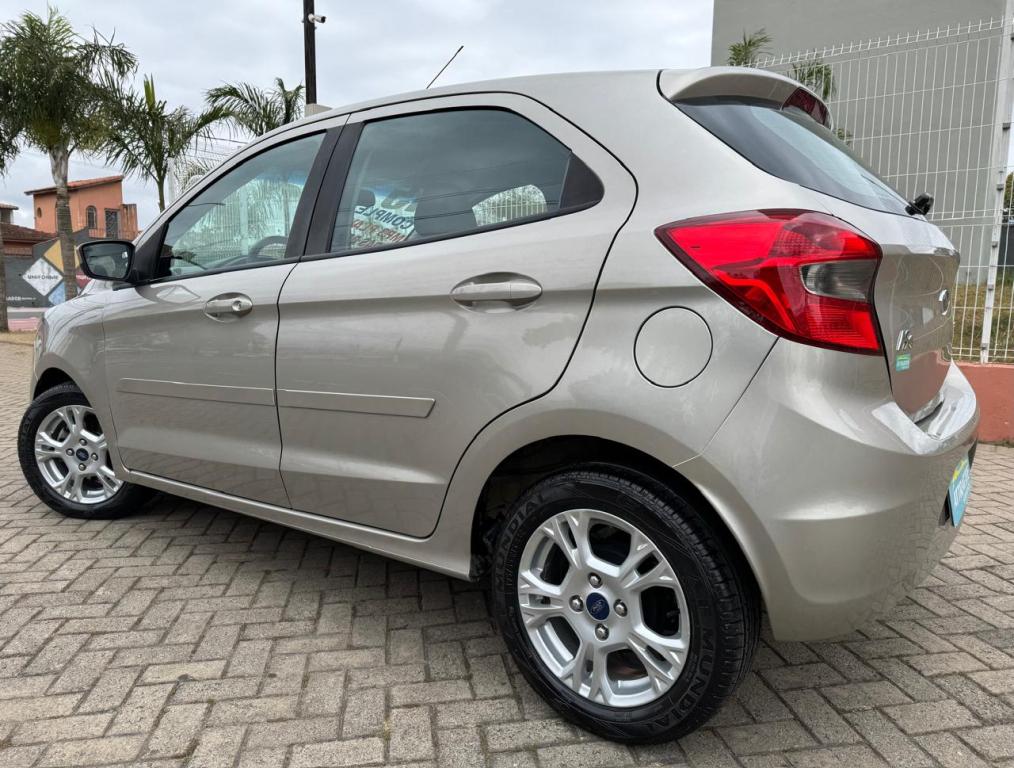 FORD Ka Hatch - Foto