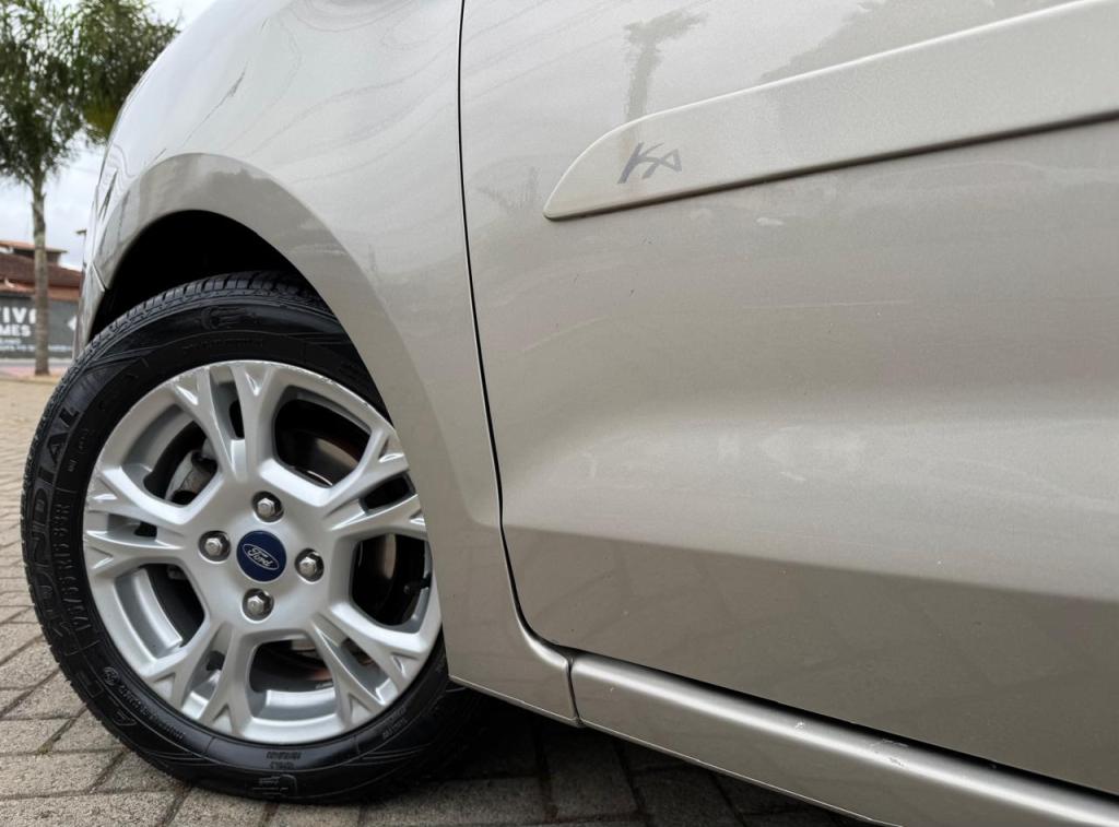 FORD Ka Hatch - Foto