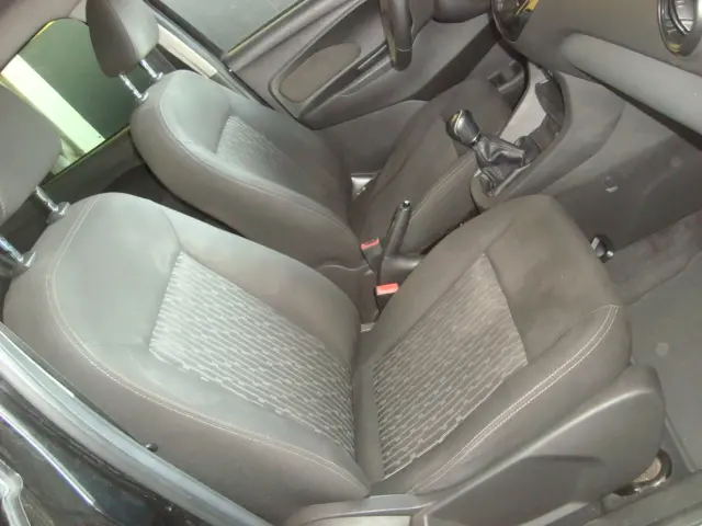 FORD Ka + Sedan - Foto