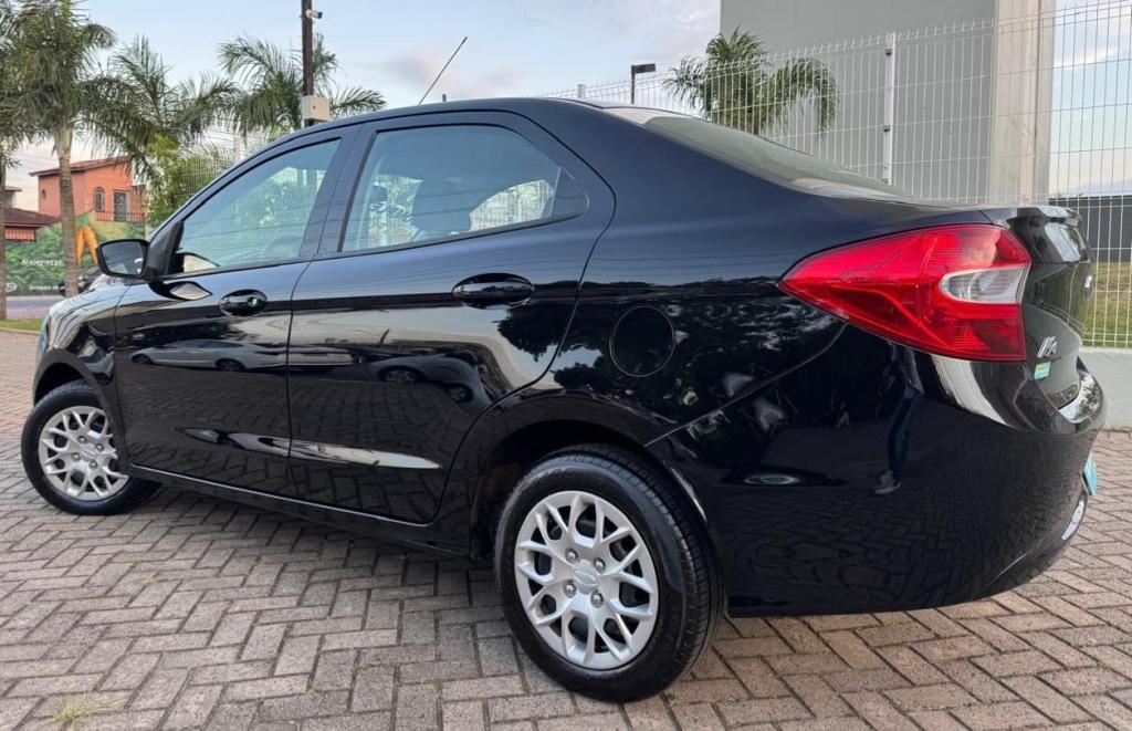 FORD Ka + Sedan - Foto