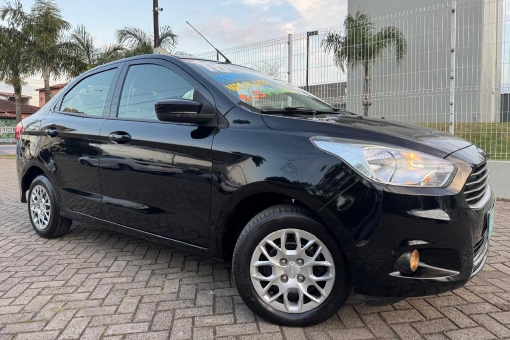 FORD Ka + Sedan - Foto
