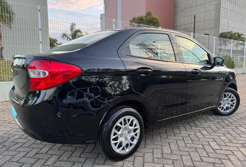 FORD Ka + Sedan - Foto