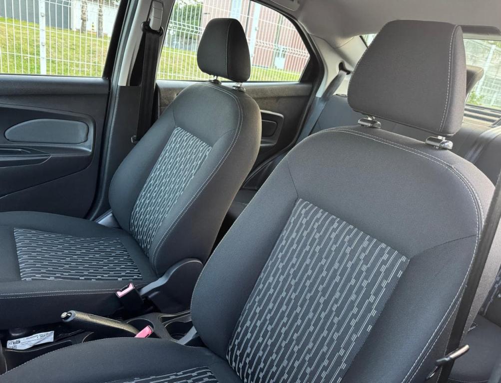 FORD Ka + Sedan - Foto