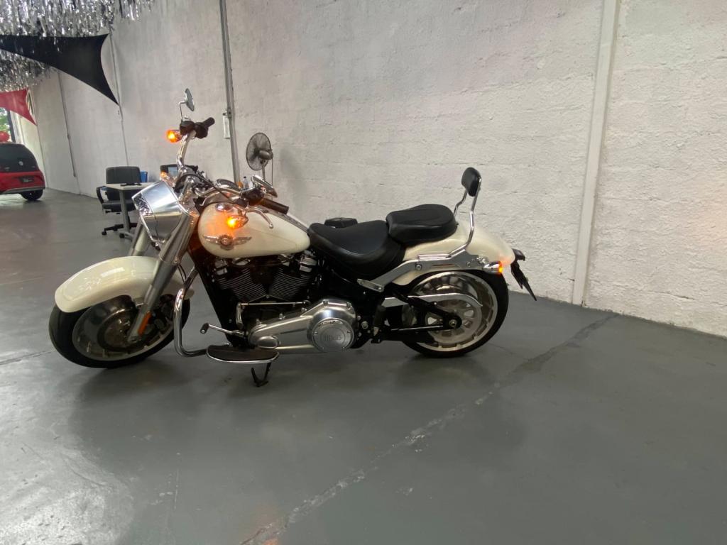 HARLEY DAVIDSON Softail FXDR 114 - Foto