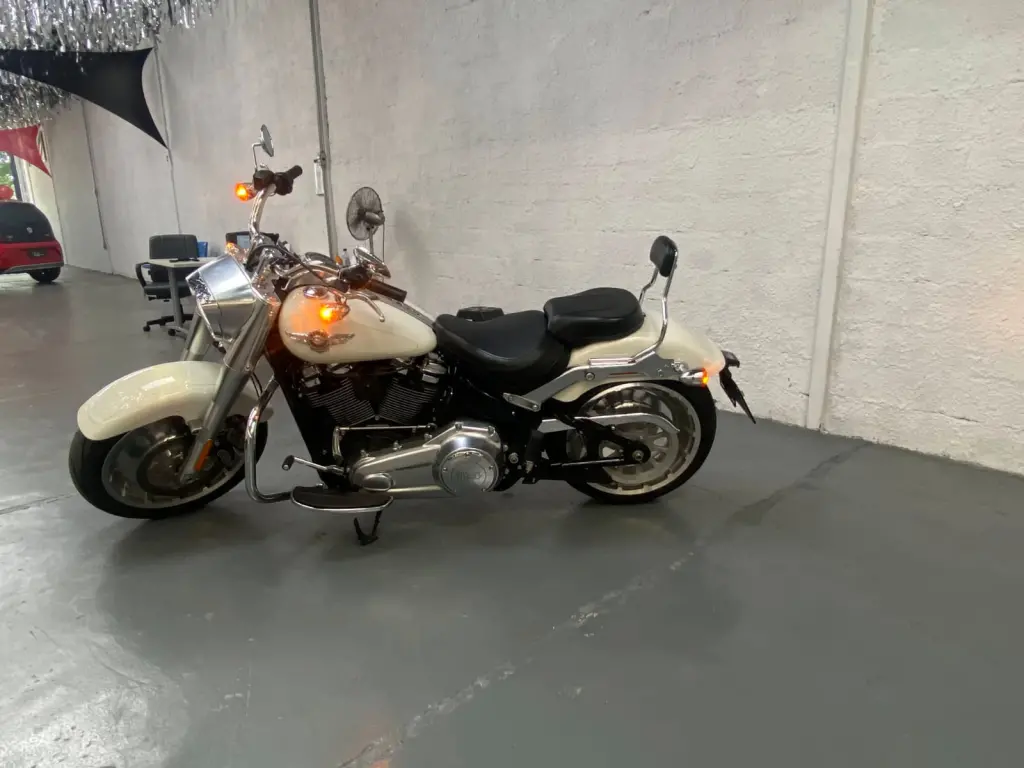 HARLEY DAVIDSON Softail FXDR 114 - Foto