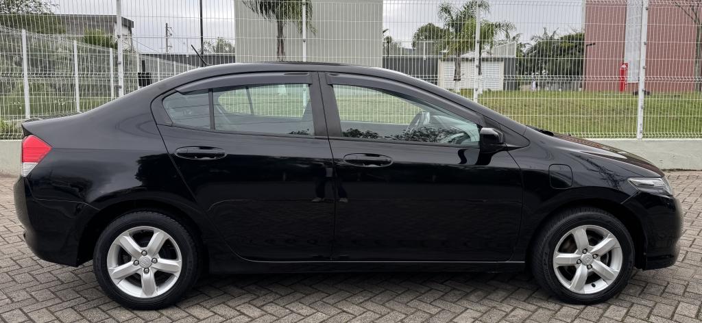 HONDA City Sedan - Foto