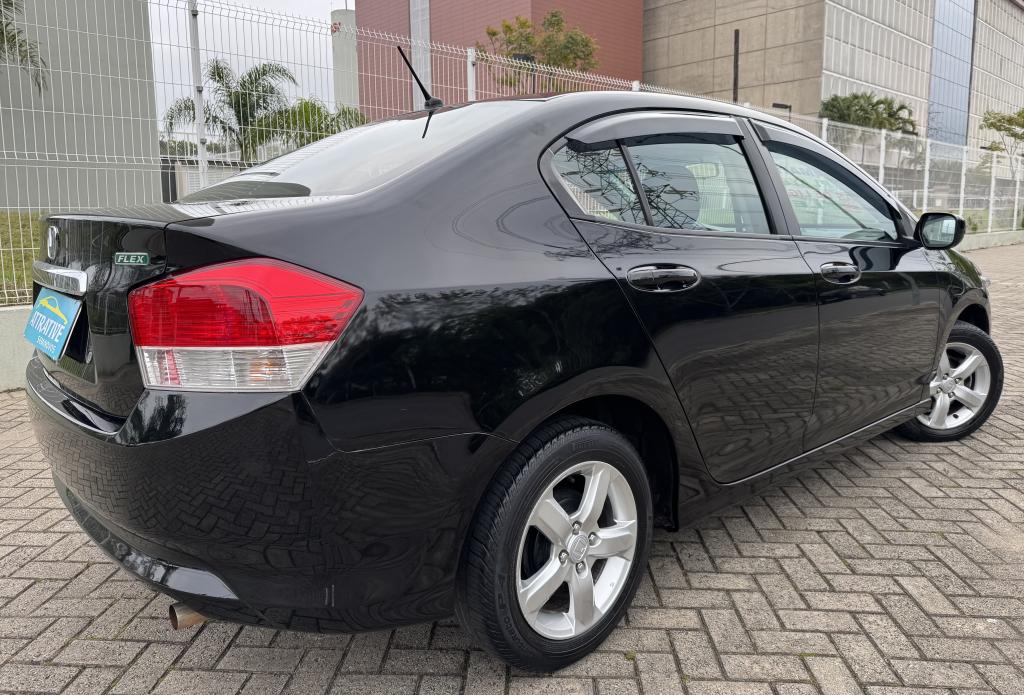 HONDA City Sedan - Foto