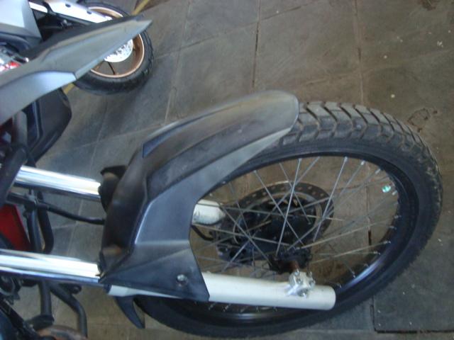 HONDA XRE 300 - Foto