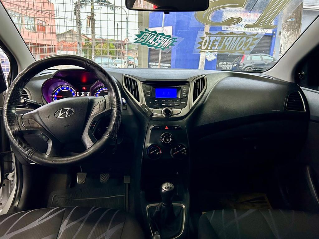 HYUNDAI HB 20 Hatch - Miniatura