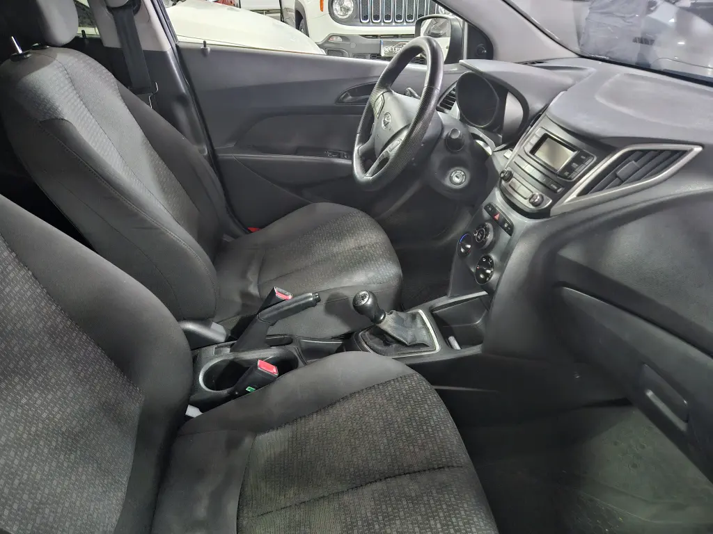 HYUNDAI HB 20 Hatch - Foto