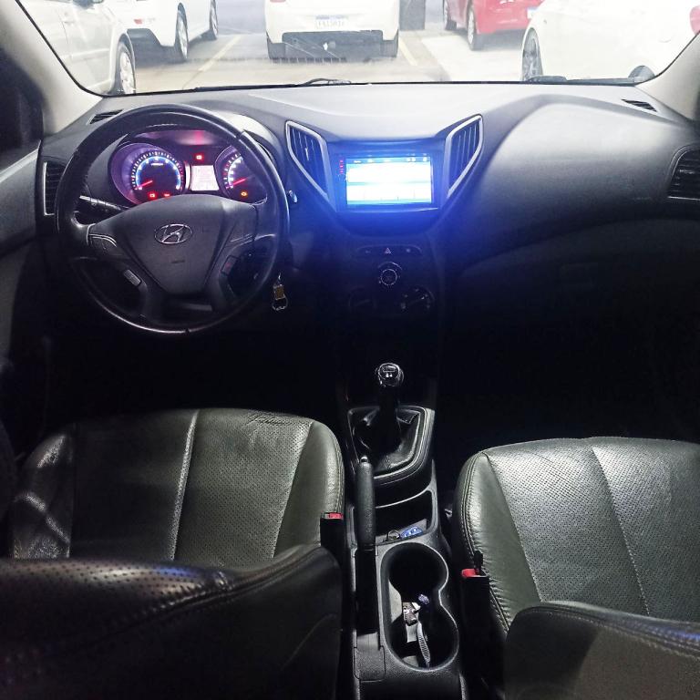 HYUNDAI HB 20 Hatch - Foto