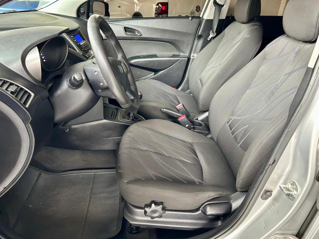 HYUNDAI HB 20 Hatch - Foto