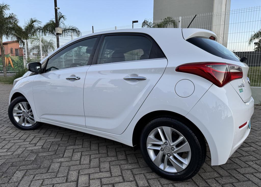 HYUNDAI HB 20 Hatch - Foto