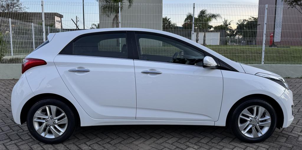 HYUNDAI HB 20 Hatch - Foto