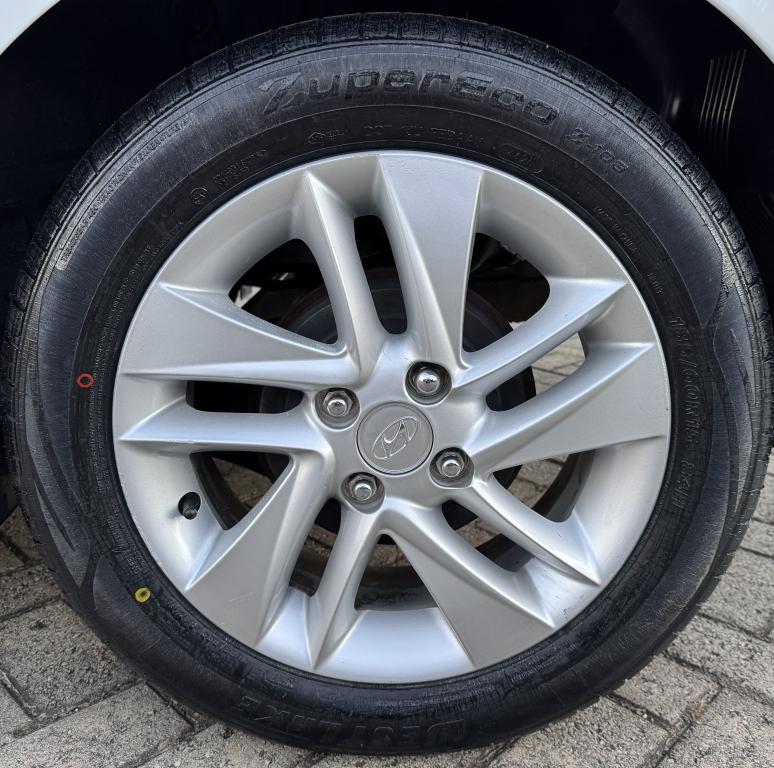 HYUNDAI HB 20 Hatch - Foto