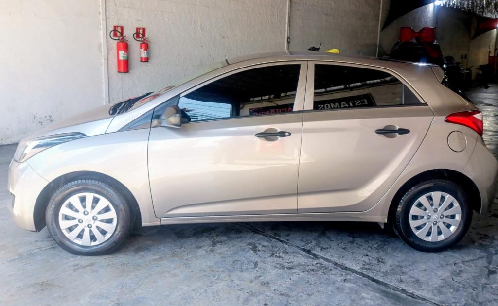 HYUNDAI HB 20 Hatch - Foto