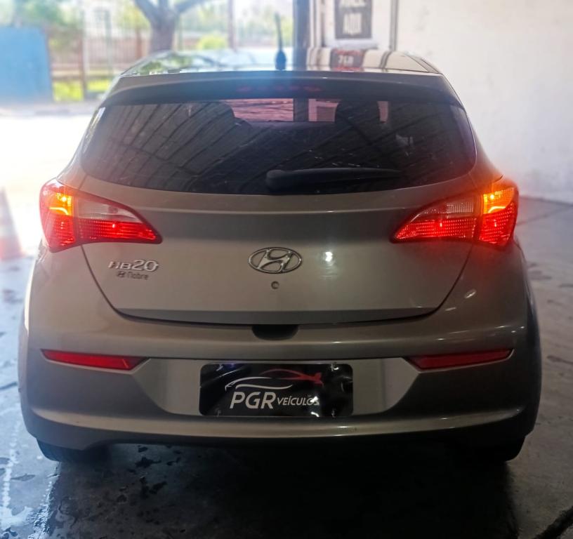 HYUNDAI HB 20 Hatch - Foto