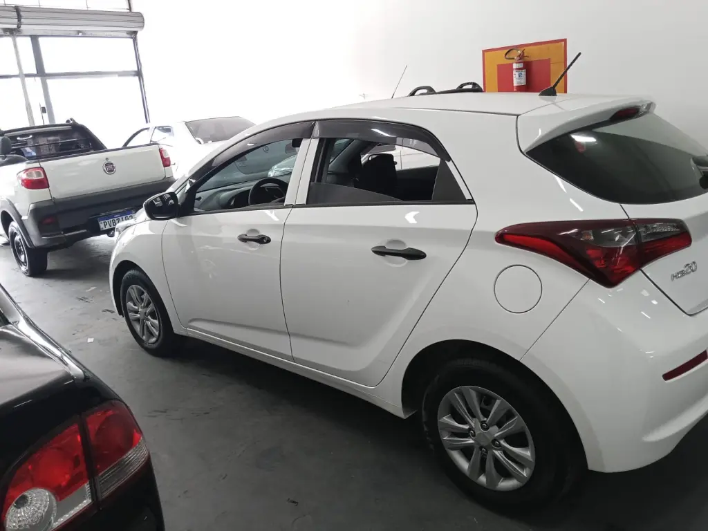 HYUNDAI HB 20 Hatch - Foto
