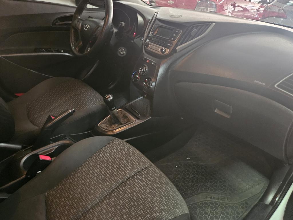 HYUNDAI HB 20 Hatch - Foto