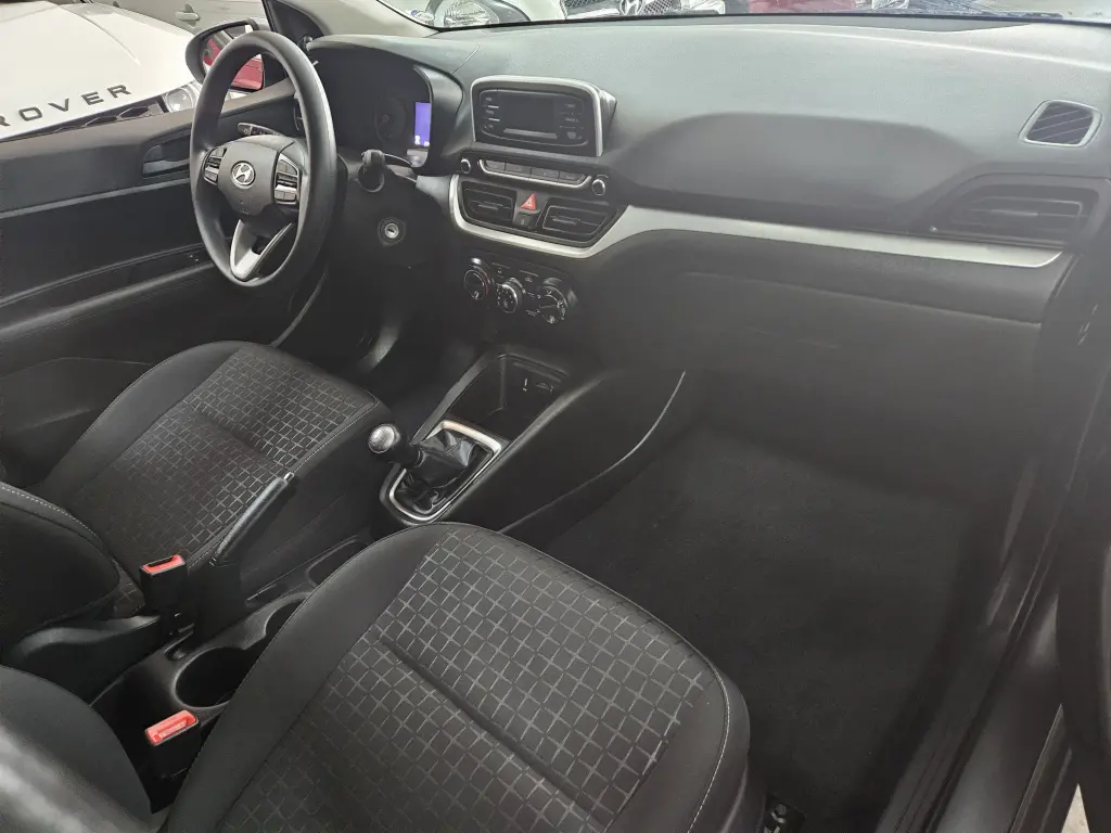HYUNDAI HB 20 Hatch - Foto