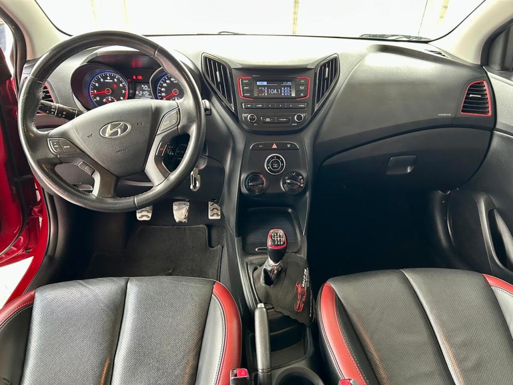 HYUNDAI HB 20 Hatch - Foto