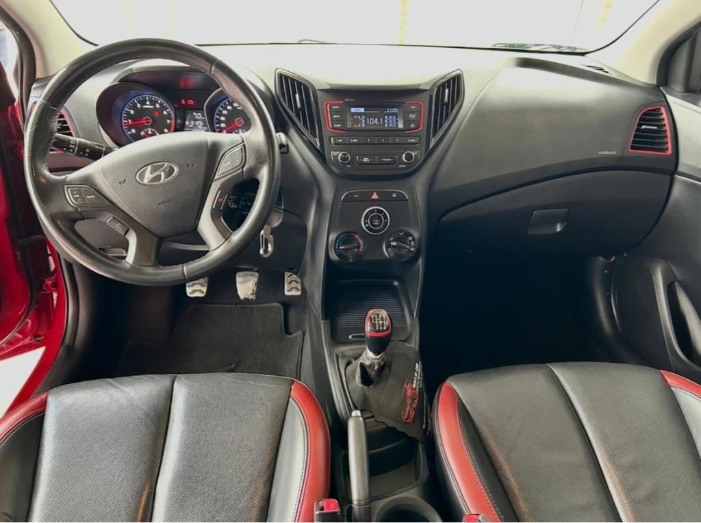 HYUNDAI HB 20 Hatch - Foto