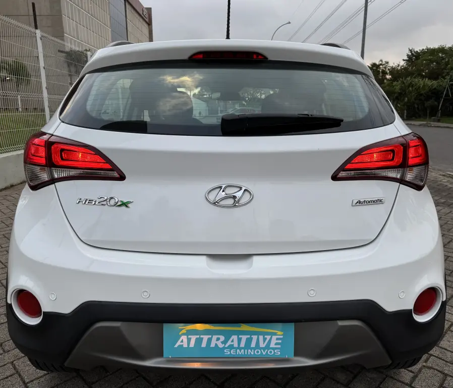 HYUNDAI HB 20 Hatch X - Foto