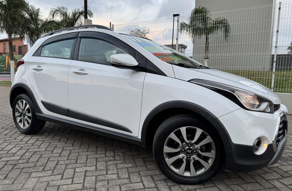 HYUNDAI HB 20 Hatch X - Foto