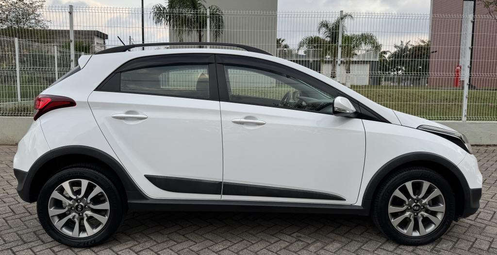 HYUNDAI HB 20 Hatch X - Foto