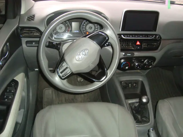 HYUNDAI HB 20 Sedan - Foto