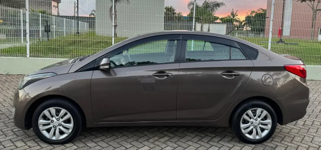 HYUNDAI HB 20 Sedan - Foto
