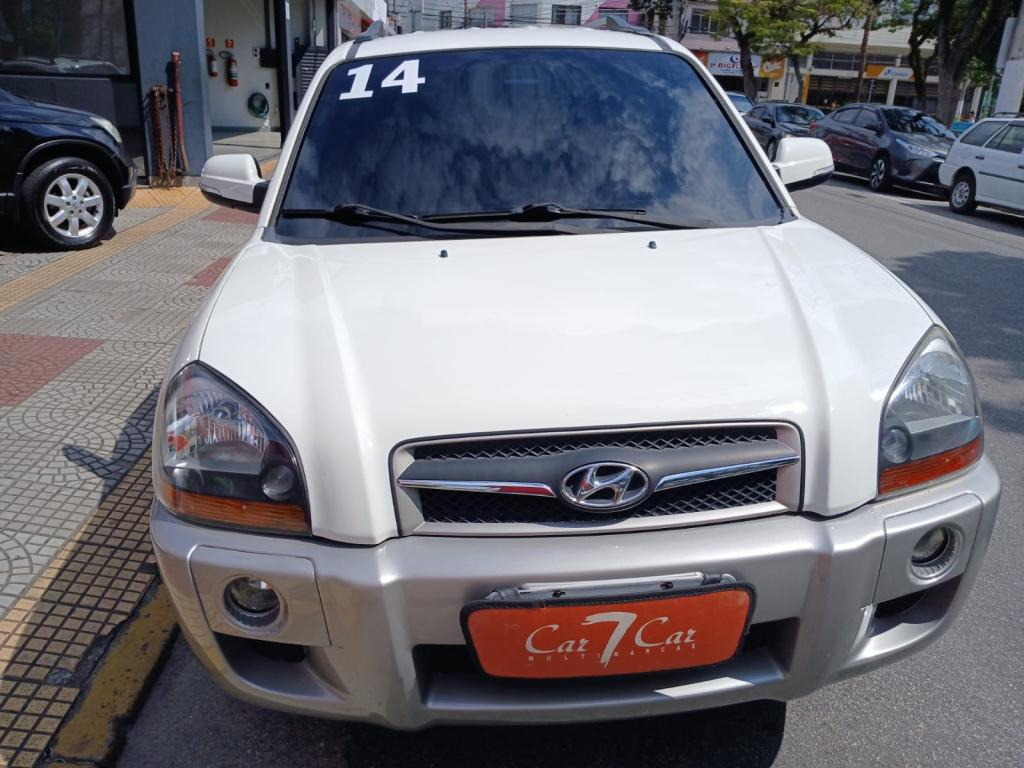 HYUNDAI Tucson - Foto