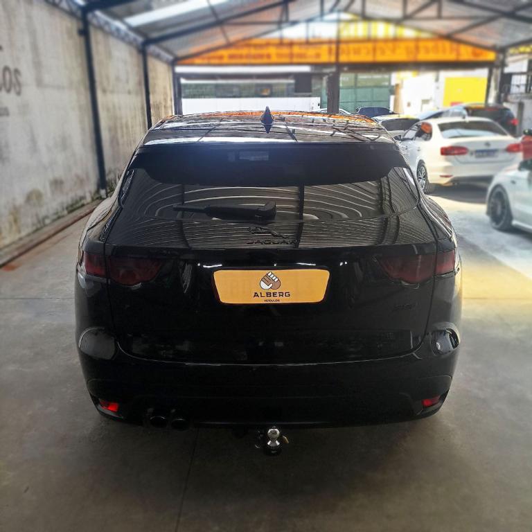 JAGUAR F-Pace - Foto