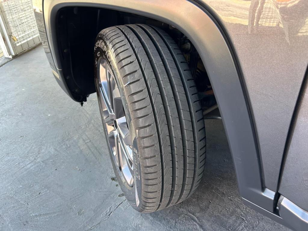 JEEP Compass - Miniatura