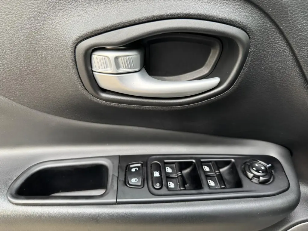 JEEP Renegade - Foto