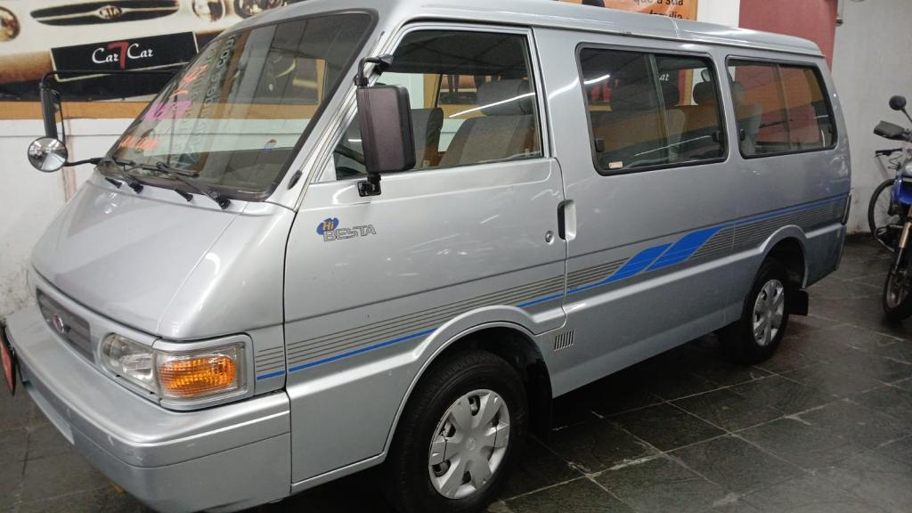 KIA Besta - Foto