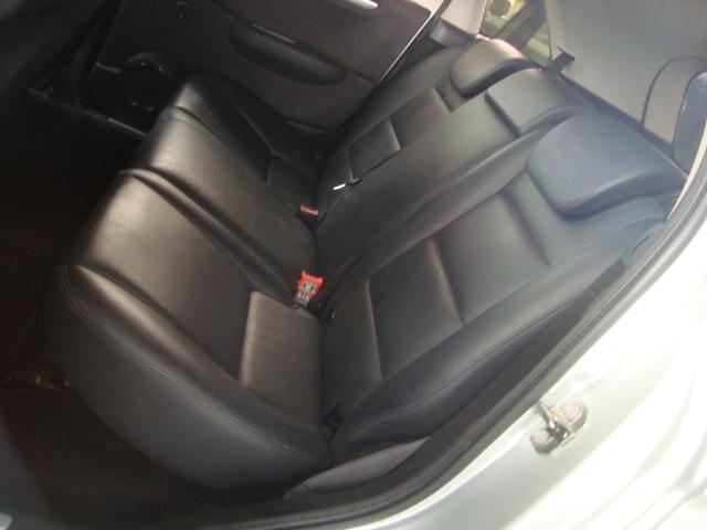 MERCEDES-BENZ B 180 - Foto