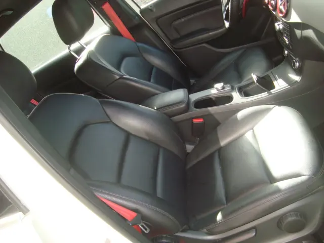 MERCEDES-BENZ B 200 - Foto