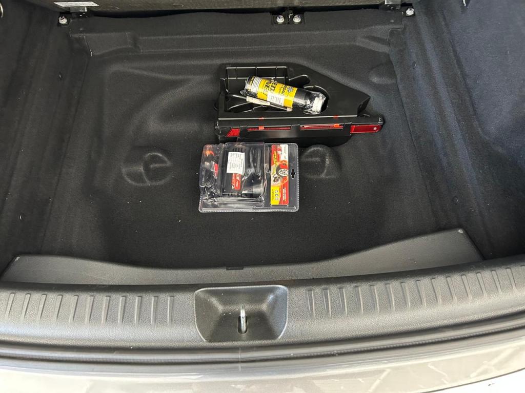 MERCEDES-BENZ GLA 200 - Foto