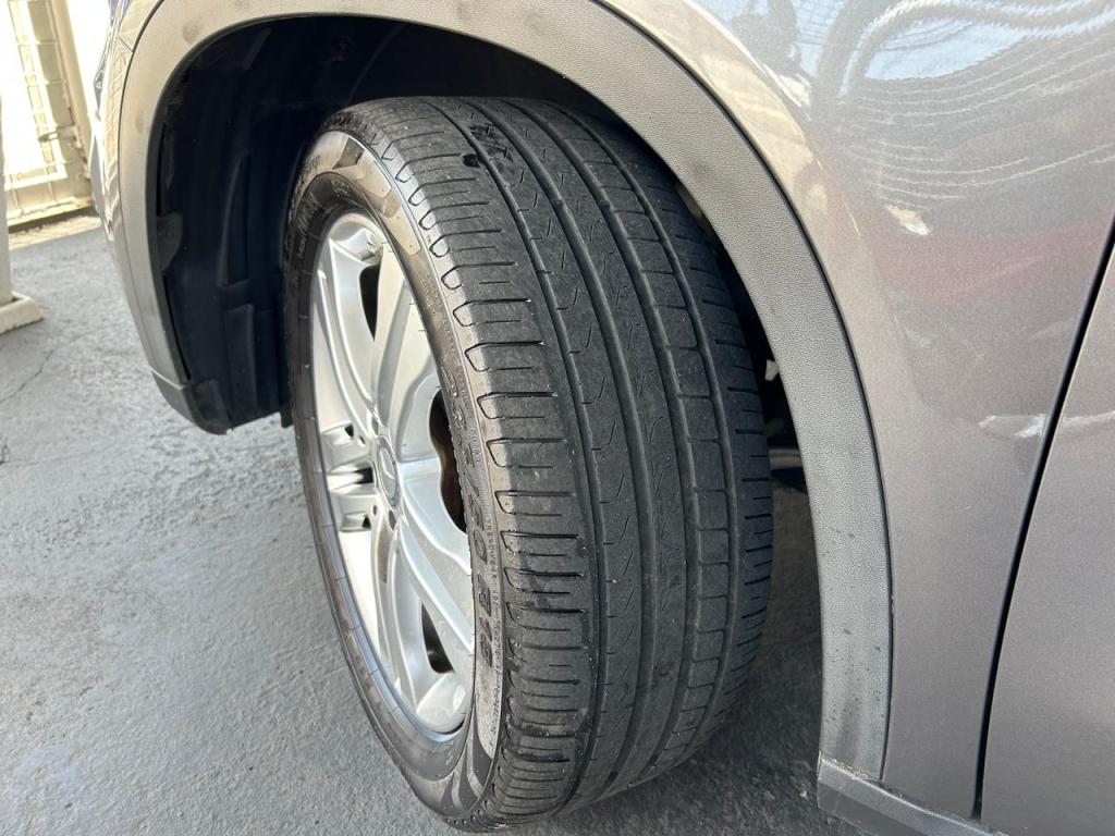 MERCEDES-BENZ GLA 200 - Foto