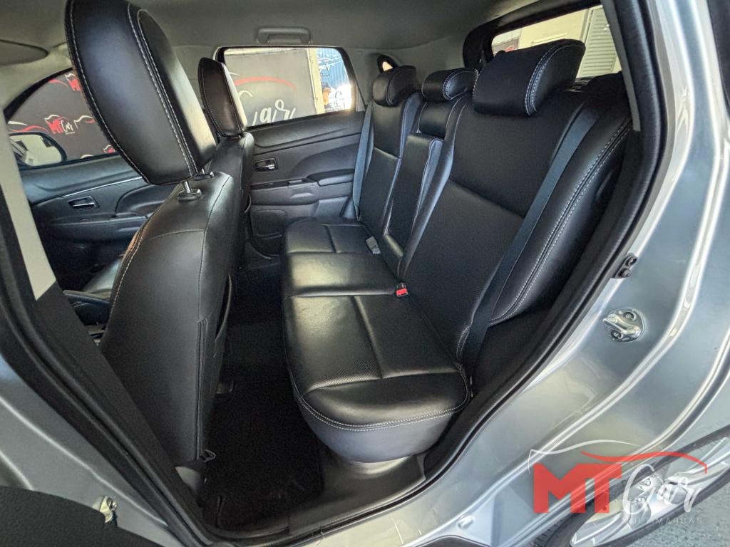 MITSUBISHI ASX - Foto