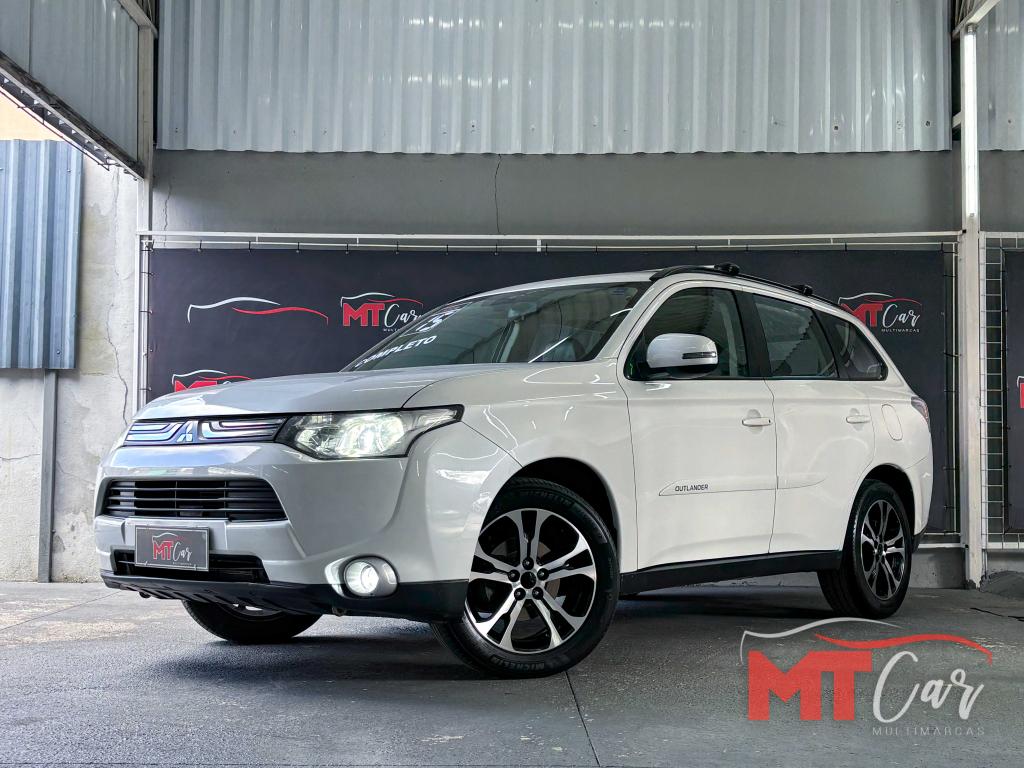 MITSUBISHI Outlander - Foto