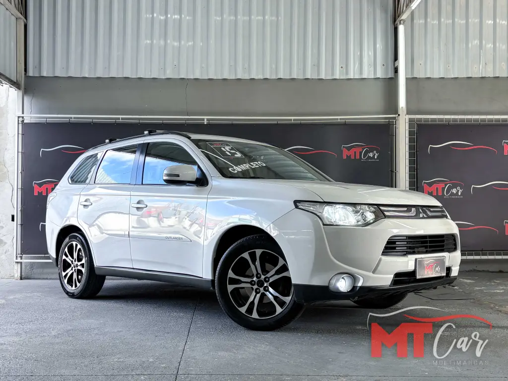 MITSUBISHI Outlander - Foto