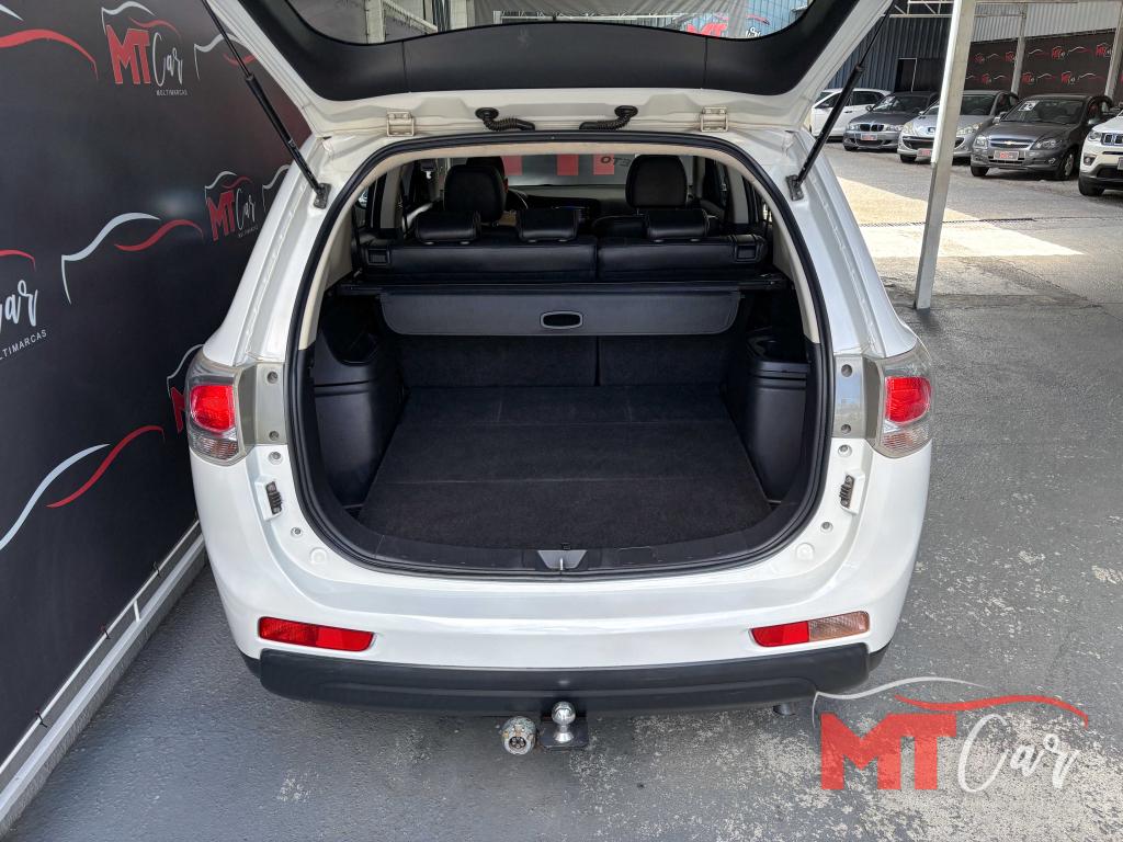 MITSUBISHI Outlander - Foto