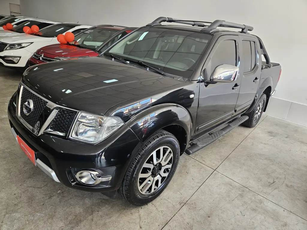 NISSAN Frontier - Foto